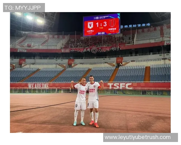 疯狂进球夜9场比赛共计43球三队单场狂轰6球以上 疯狂进球夜9场比赛共计43球三队单场狂轰6球以上