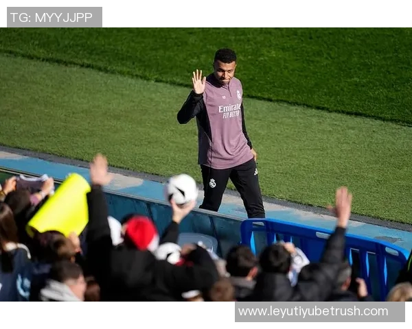 姆巴佩考虑局部止痛注射复出但不愿冒险参赛保持谨慎态度