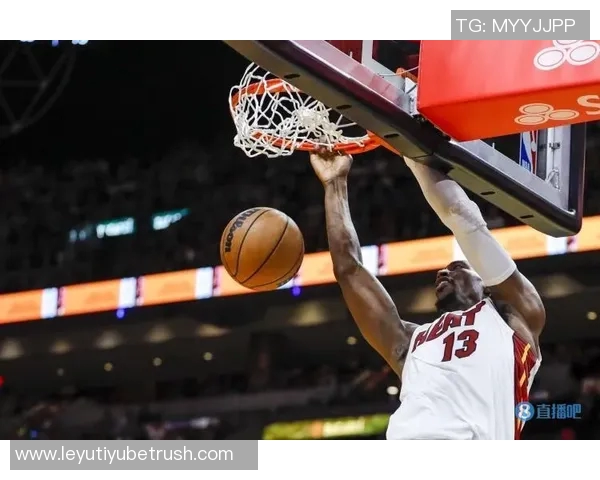 特纳状态低迷12投仅中3三分球表现惨淡仅得14分7篮板2助攻